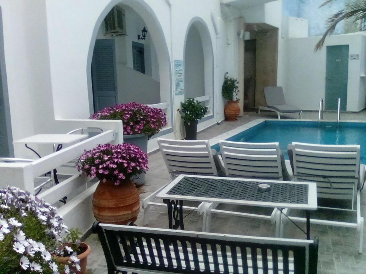 Leta Hotel Fira (Santorini)